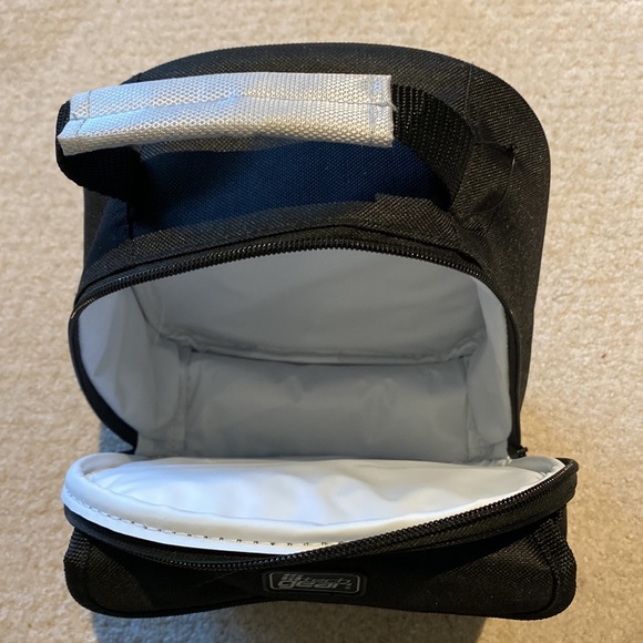 TechGear Lunchbag - Picture 2 of 9